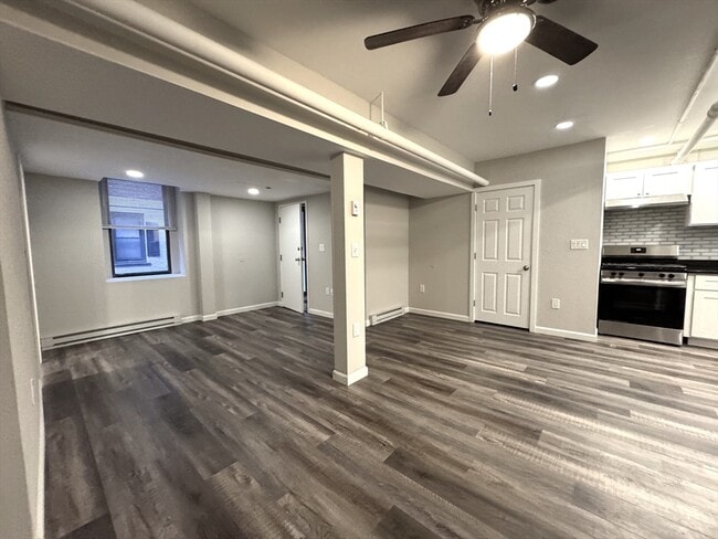 Building Photo - 367 Broadway Unit 2D