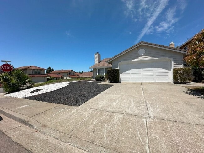 Nor Cal Realty, Inc. - 3 Bedroom 2 Bath w... - Nor Cal Realty, Inc. - 3 Bedroom 2  Bath w... House