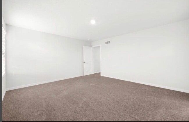 Building Photo - 6296 Marinelli Dr S Unit 6296 Marinelli Drive