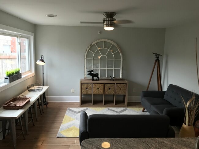 Photo - 1427 Grogan Ave