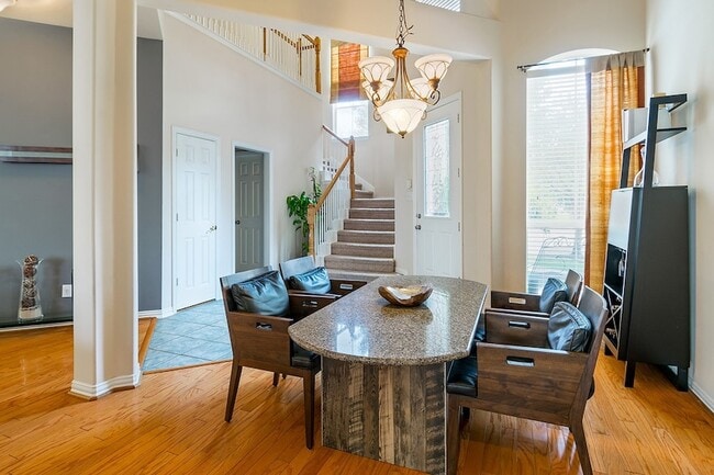 Photo - 7712 Brookview Ct