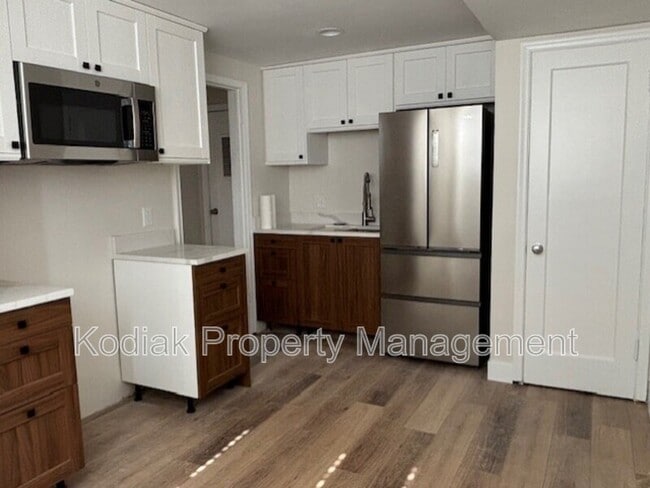 Photo - 1109 E 400 S