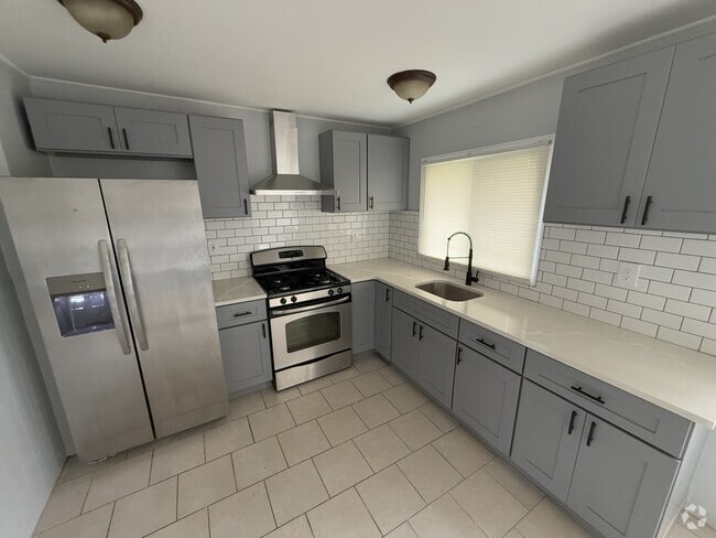 Building Photo - 7 Sherwood Ln Rental