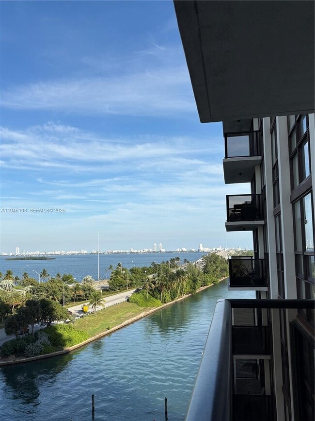 Photo - 600 NE 36th St Unit 714