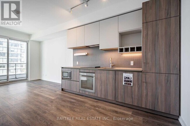 Photo - 950 Portage Pkwy Unit 3510