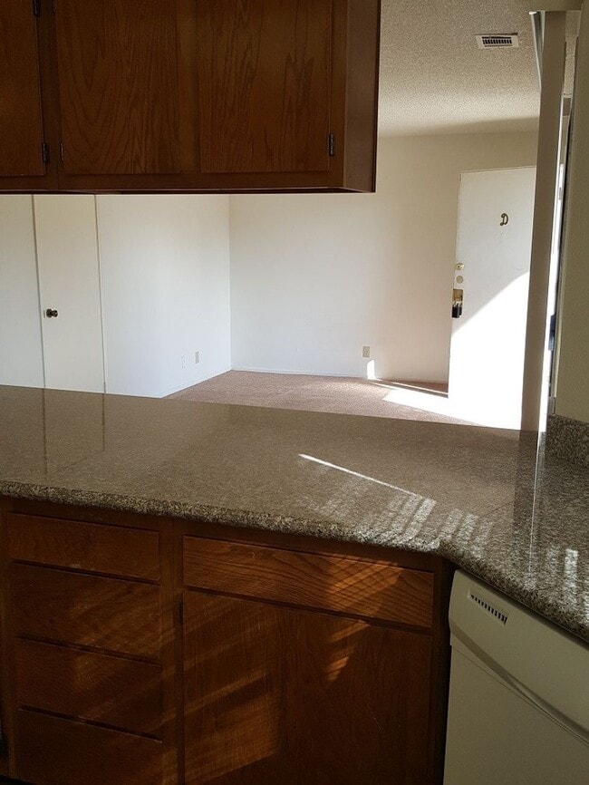 Photo - 1155 Johnson Dr