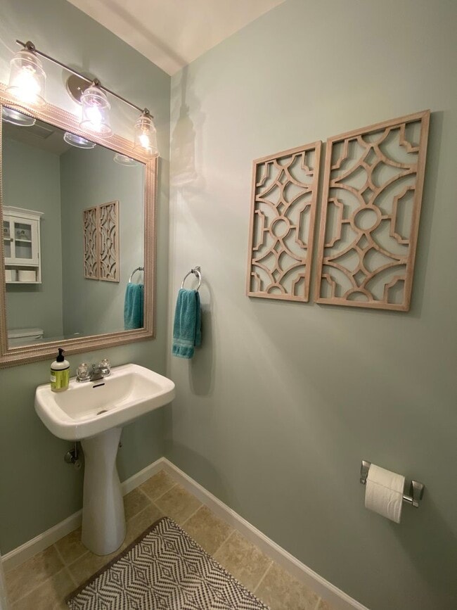 Photo - Picturesque Townhome in Ephrata Available 09/15