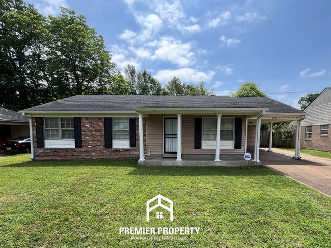 Building Photo - Charming 3BR/2BA in 38118 | Low-Maintenance Tile Floors, Bay Window & Patio