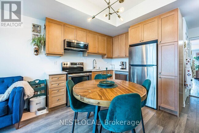 Photo - 1085 Danforth Rd