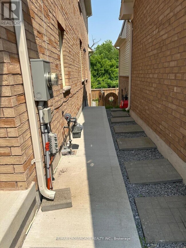 Photo - 2449 Secreto Dr