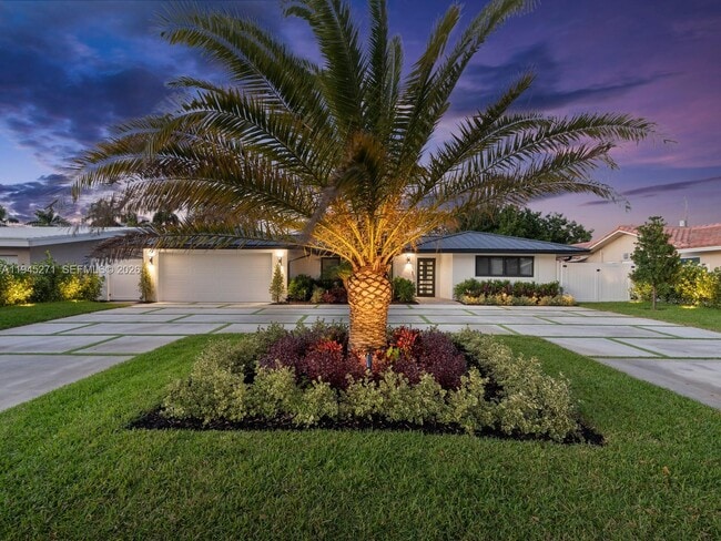 Photo - 511 SE 14th St