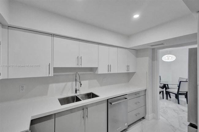 Photo - 400 Kings Point Dr Unit 616
