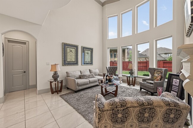 Building Photo - 2515 Avon Gate Ct