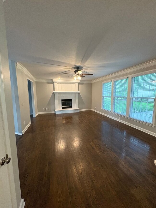 Photo - Open and Spacious 4 bed/4.5 bath Overland Park Home with Multiple Entertainment Areas