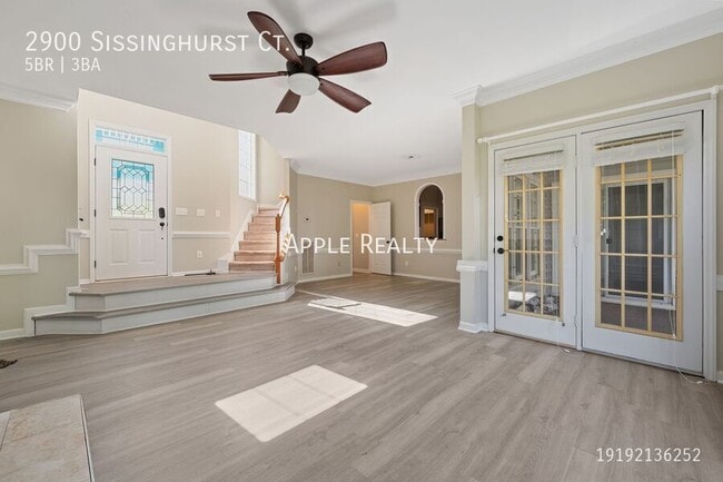 Photo - 2900 Sissinghurst Ct