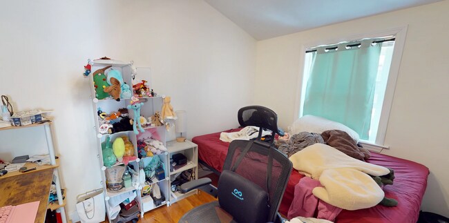 Photo - 172 Fuller St Unit 3