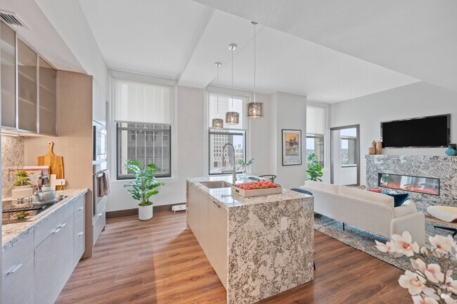 Interior Photo - Sky Central Rental
