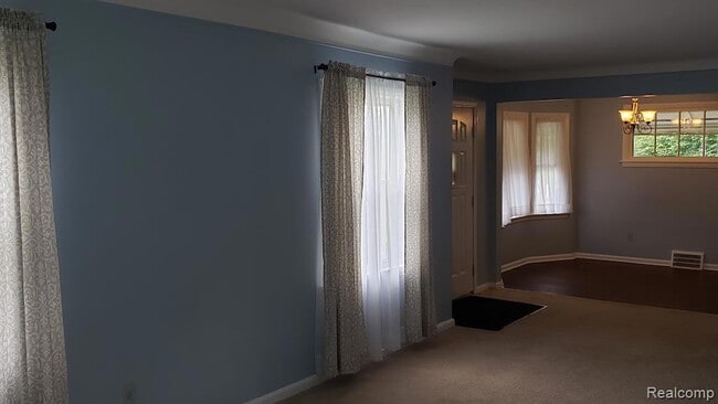 Photo - 1261 Pearson St