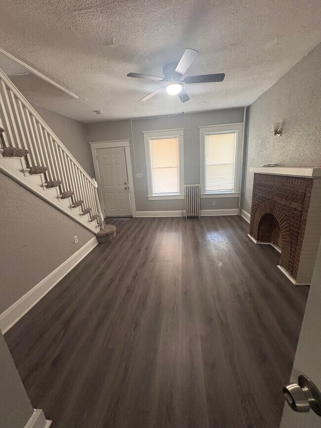 Photo - 3309 Presstman St