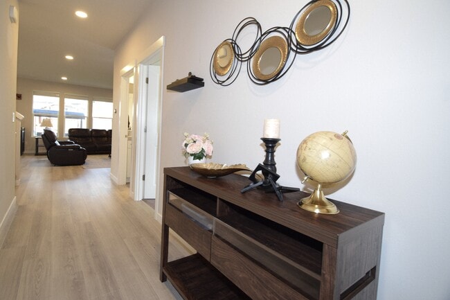 1690 S Quartz Dr