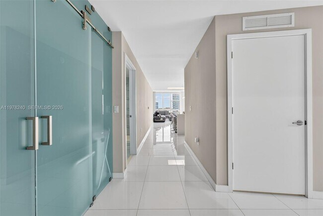 Photo - 851 NE 1st Ave Unit 1101