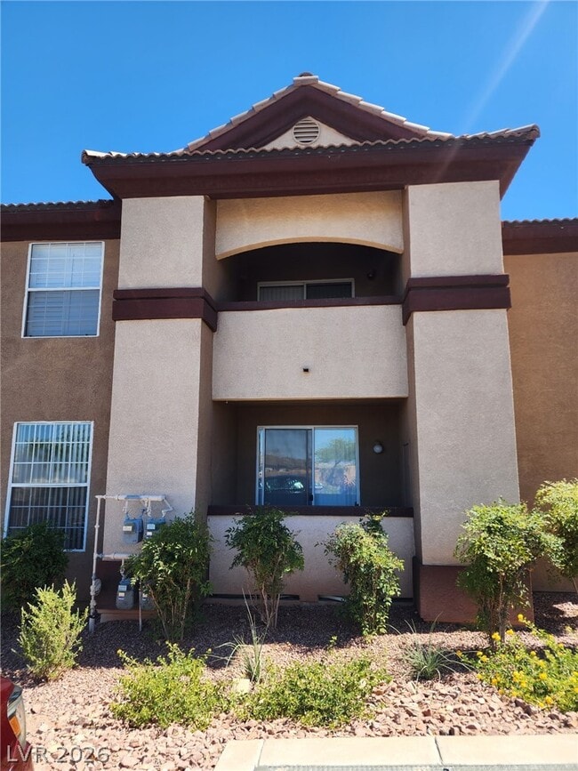 Building Photo - 231 W Horizon Ridge Pkwy Unit 1127