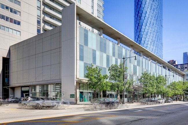 Photo - 737 W Washington Blvd Unit 3004