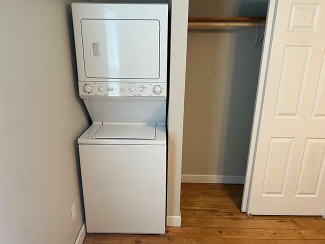 Photo - 402 E Milwaukee St Unit D