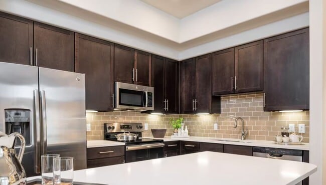 Photo - City Views, Modern Design Unit SAMN2