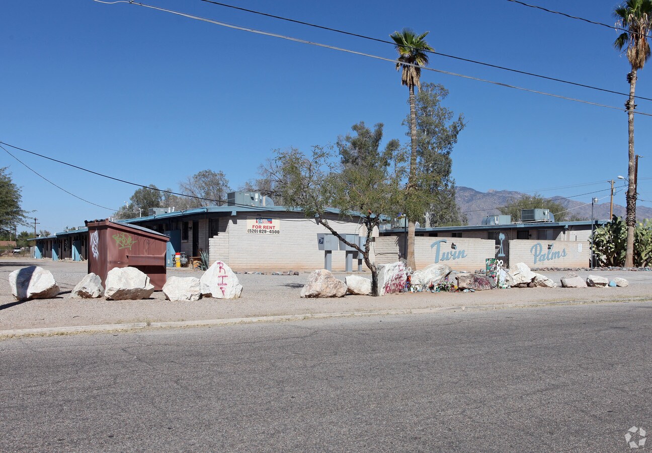 Twin Palms Apartments For Rent In Tucson Az Forrent Com