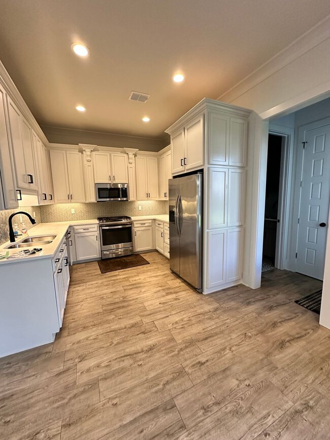 Photo - Close to WK Bossier and Barksdale Air Force Base.