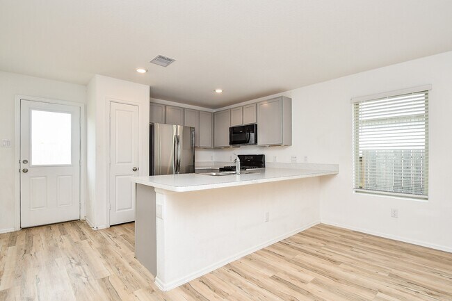 Building Photo - 24234 High Country Dr