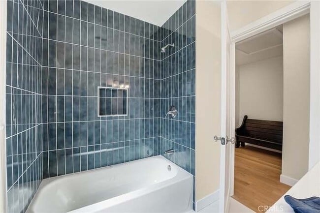 Photo - 329 Catalpa Ave