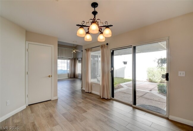 Photo - 3480 Bankside Dr