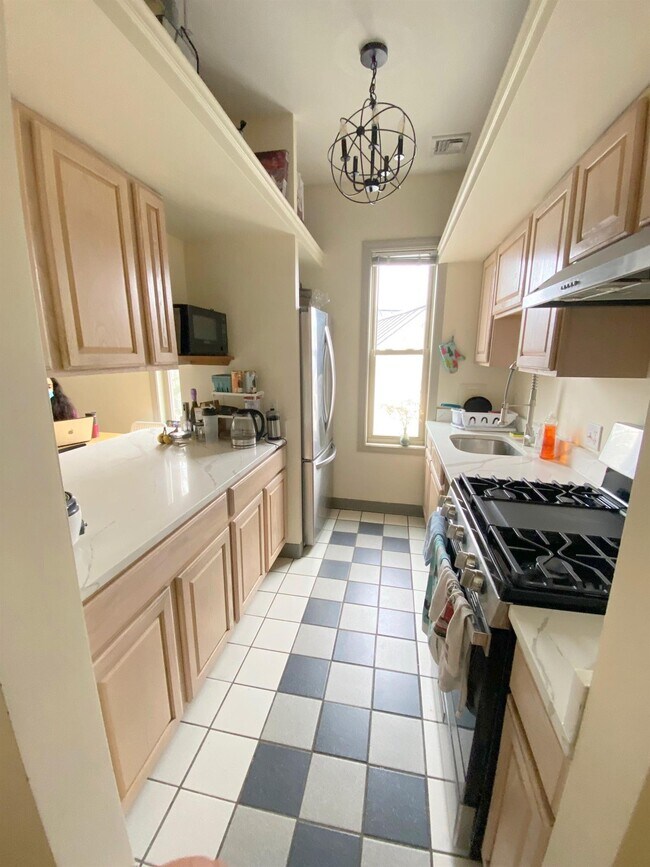 Photo - 56 Market St Unit 3