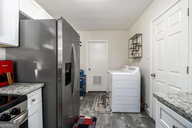 Photo - 3367 Misty Valley Rd