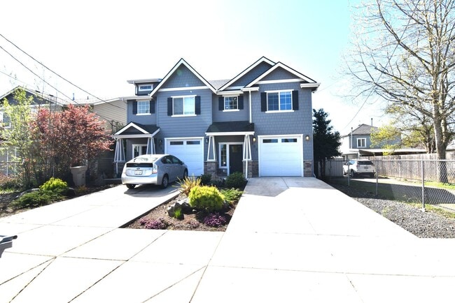 Photo - 556-558 Harrison St. Unit 558 Harrison St