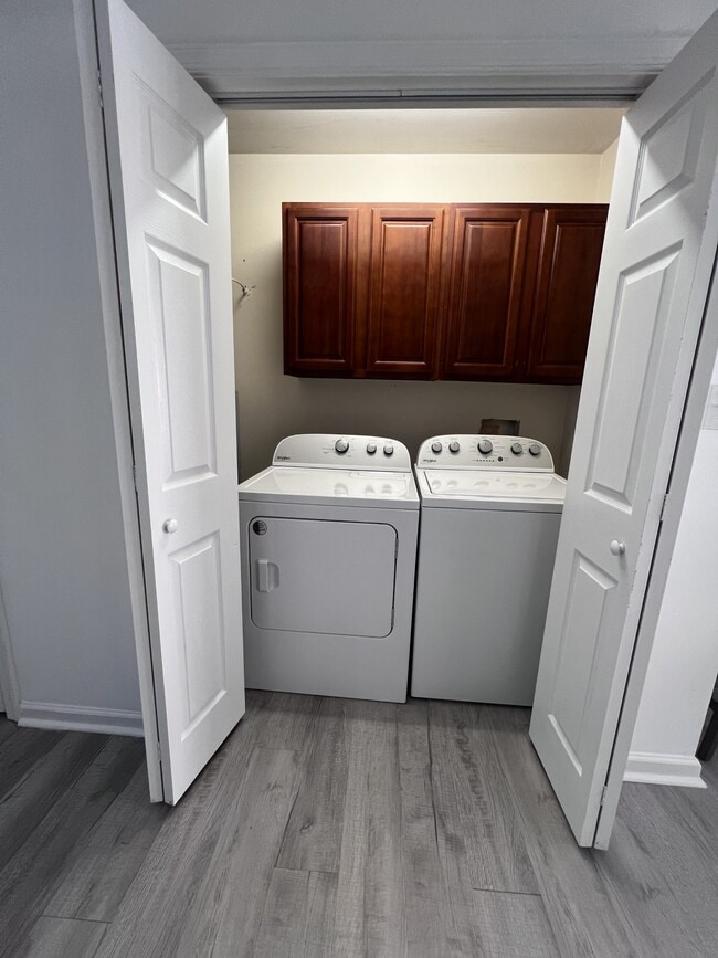 Photo - 902 Hanson St