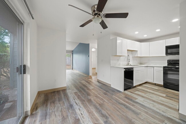 Photo - Pointe West Apartments | Port Orchard, WA