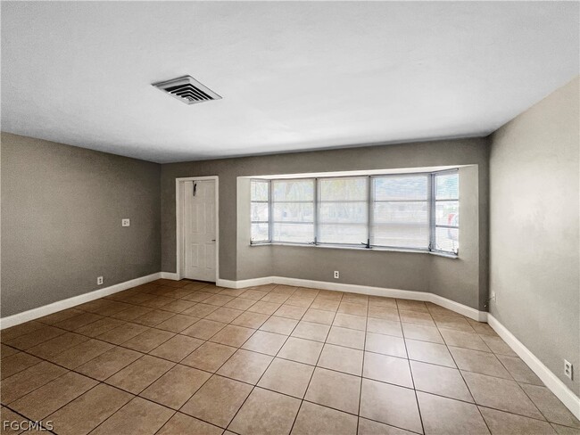 Photo - 7300 Barragan Rd