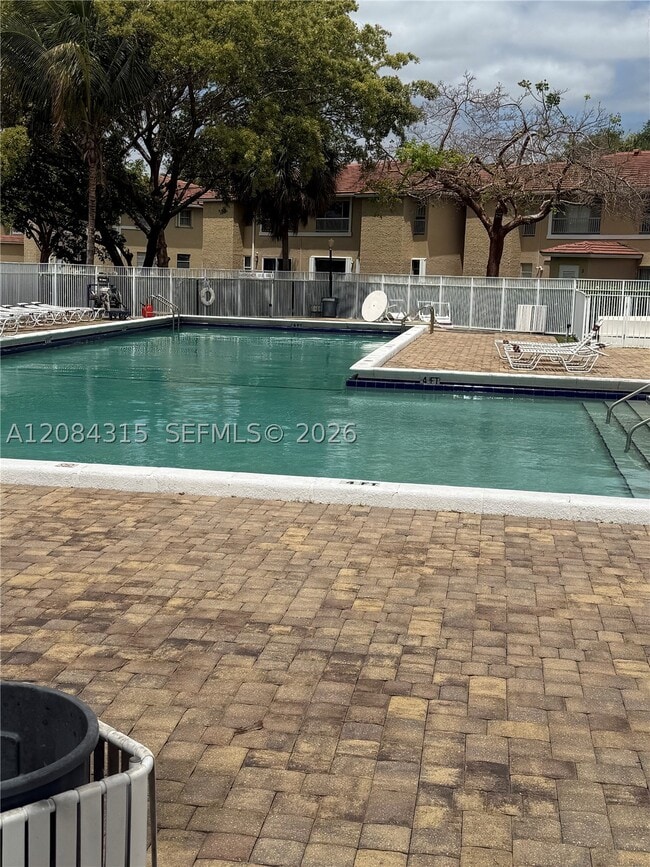 10228 Twin Lakes Dr Unit 16-E