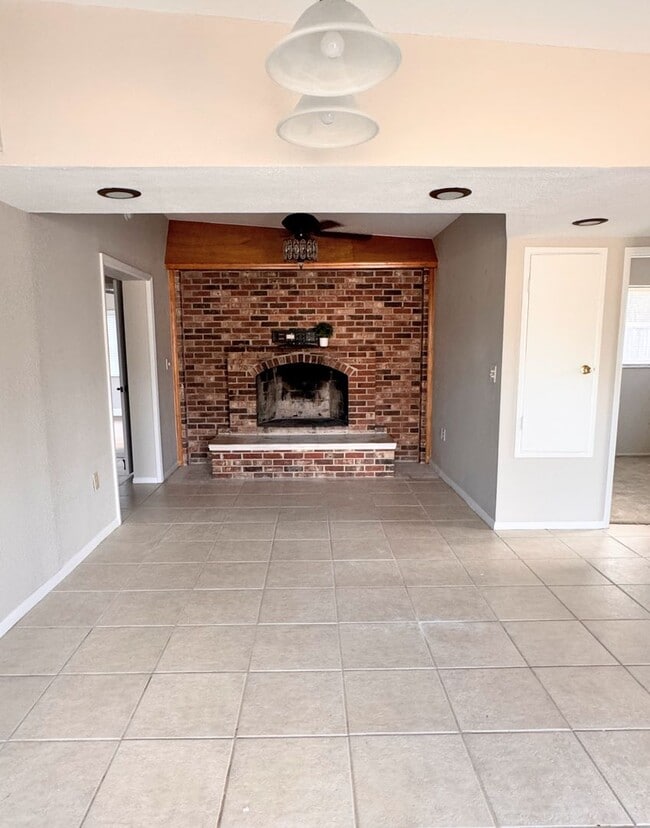 Photo - Charming 3-Bedroom Home in Seminole, FL - SECTION 8/HOUSING VOUCHER ACCEPTED!