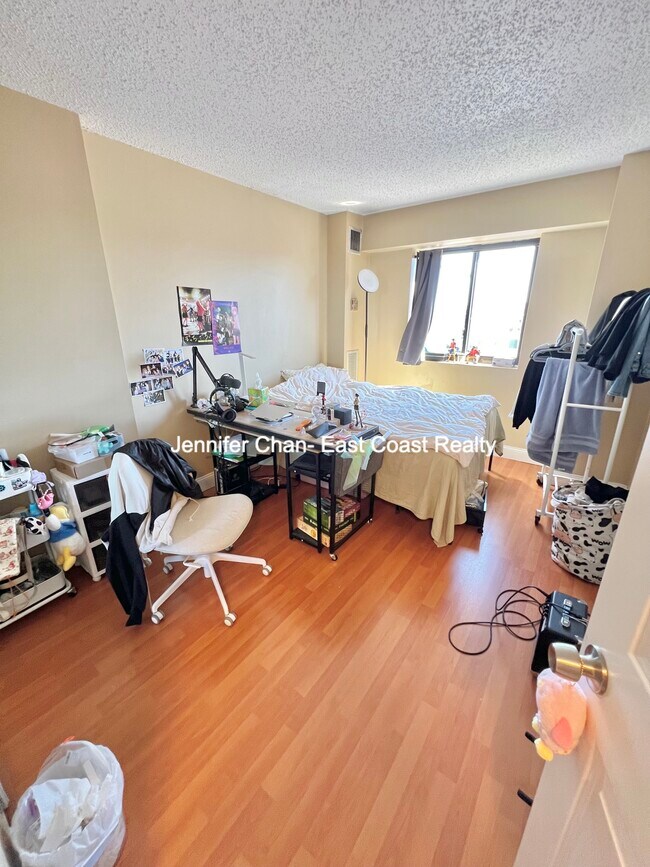 Photo - 15 North Beacon St