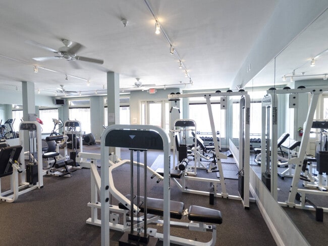 Photo - 765 Walker Sq Unit 2B