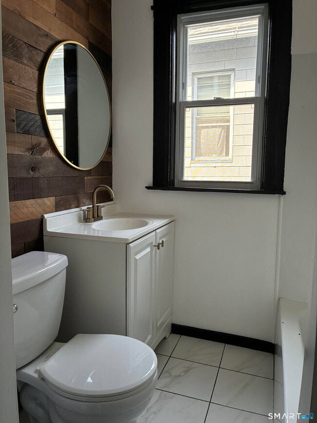 Photo - 39 Houston St Unit 2