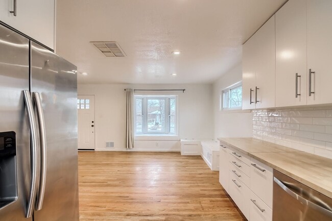 Photo - 4 Bedroom single family home in Northglenn