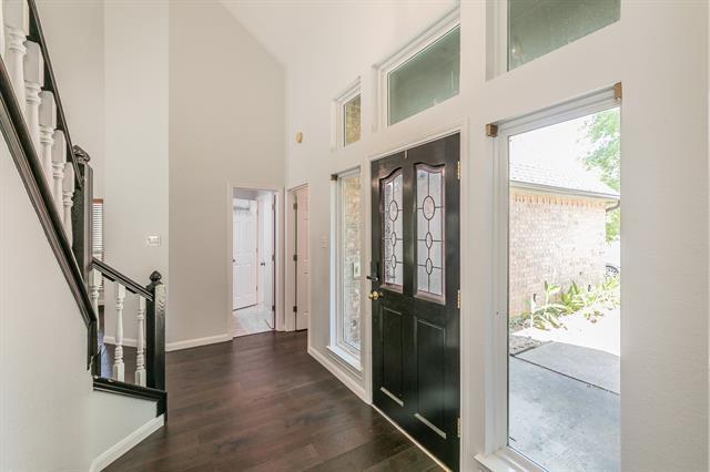 Photo - 2 Edgemere Ct