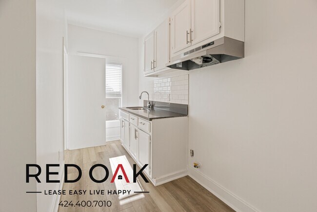 Photo - 744 1/2 Beacon Avenue-103 Unit 103