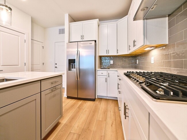 Photo - 16076 Frederick Rd
