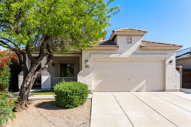 Building Photo - 15266 W Desert Hills Dr Rental